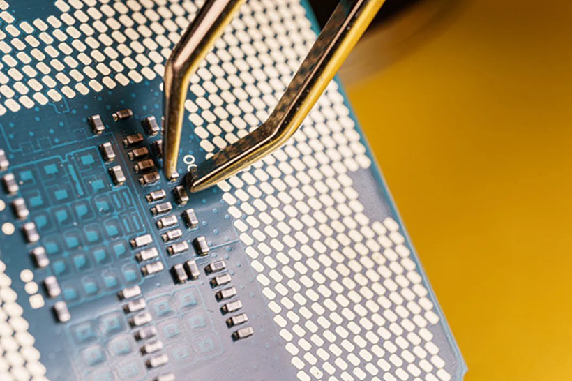 Semiconductor Chip: What is Memory Integrated Circuit (IC)